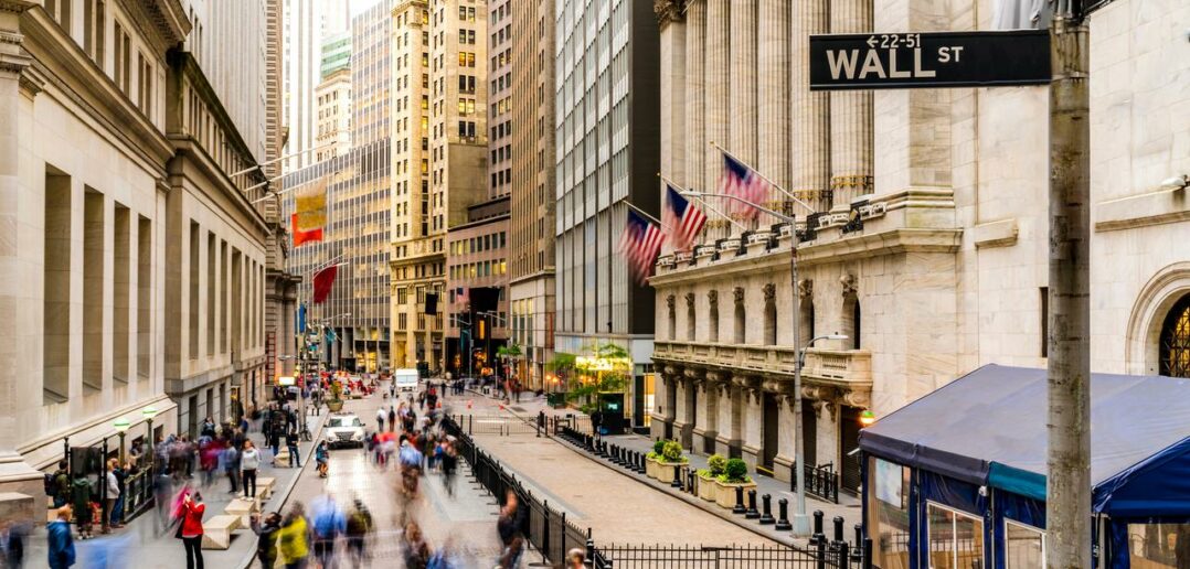 Andrzej Poland: E-Mail von der Wallstreet (Foto: AdobeStock - Daniel Avram 305596677)